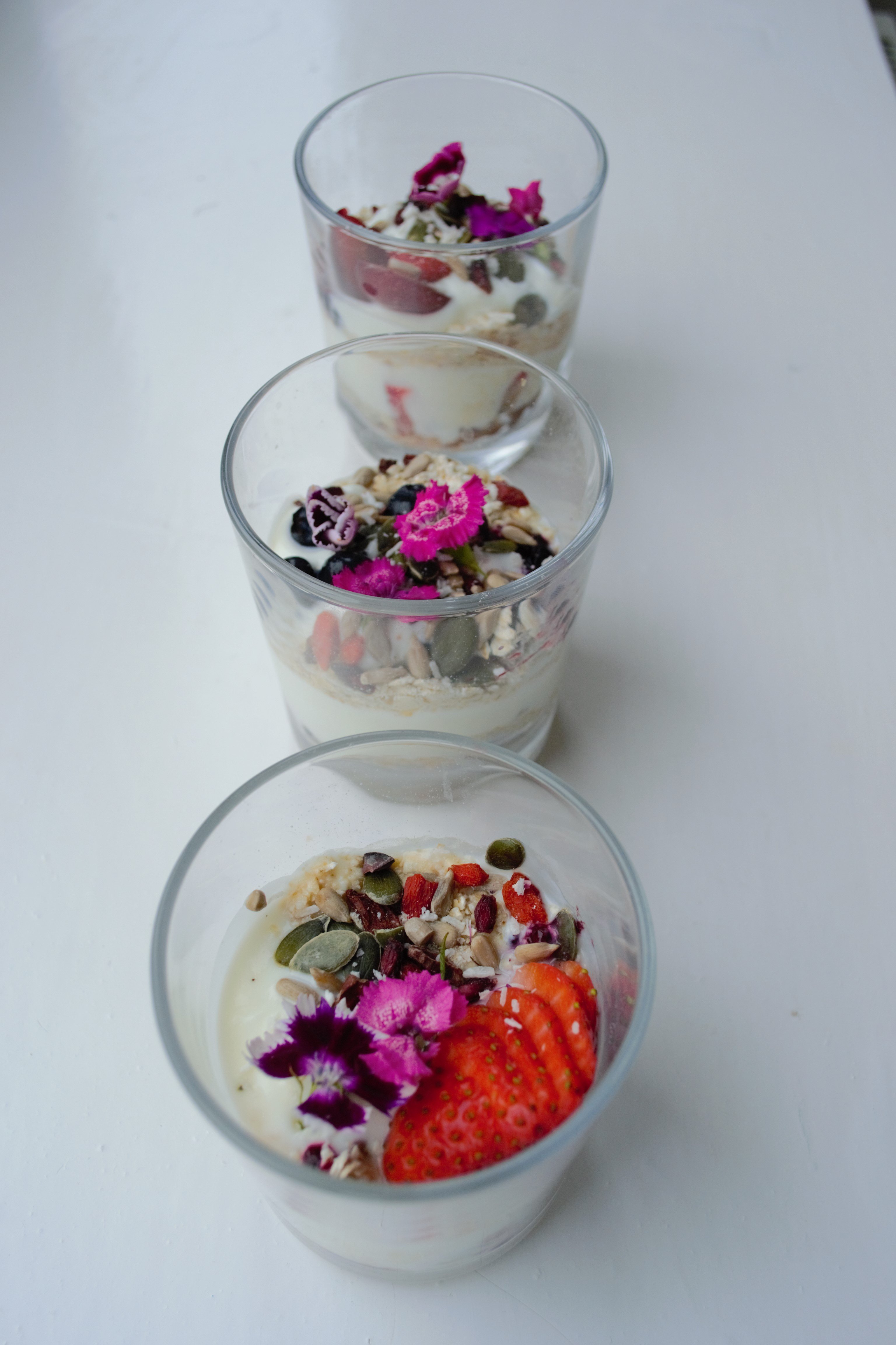 Granola Yoghurt Pots