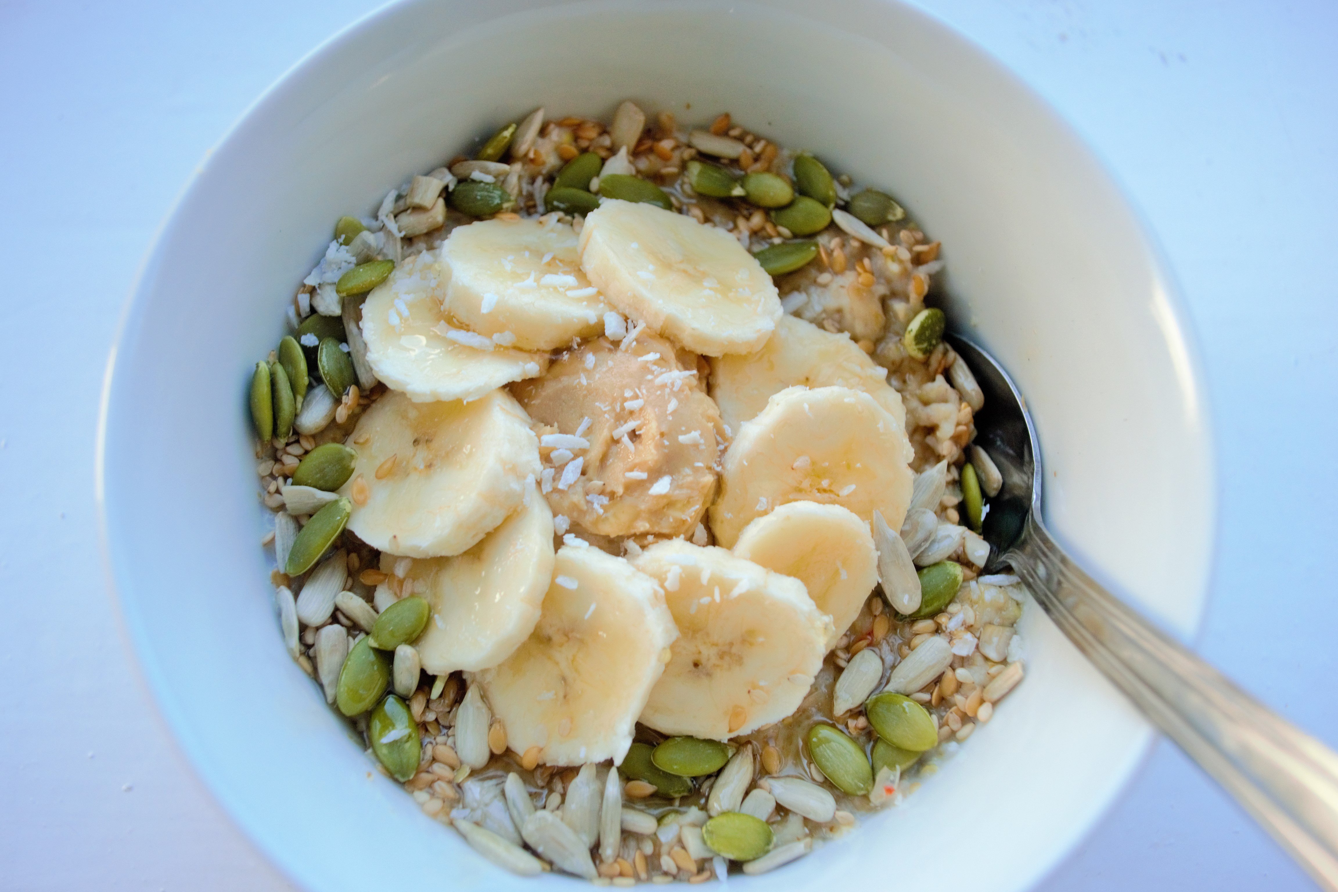 Bananas and seeds overnight oats